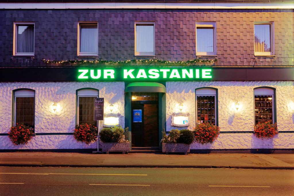 Zur Kastanie Hotel Mülheim an der Ruhr Exterior foto
